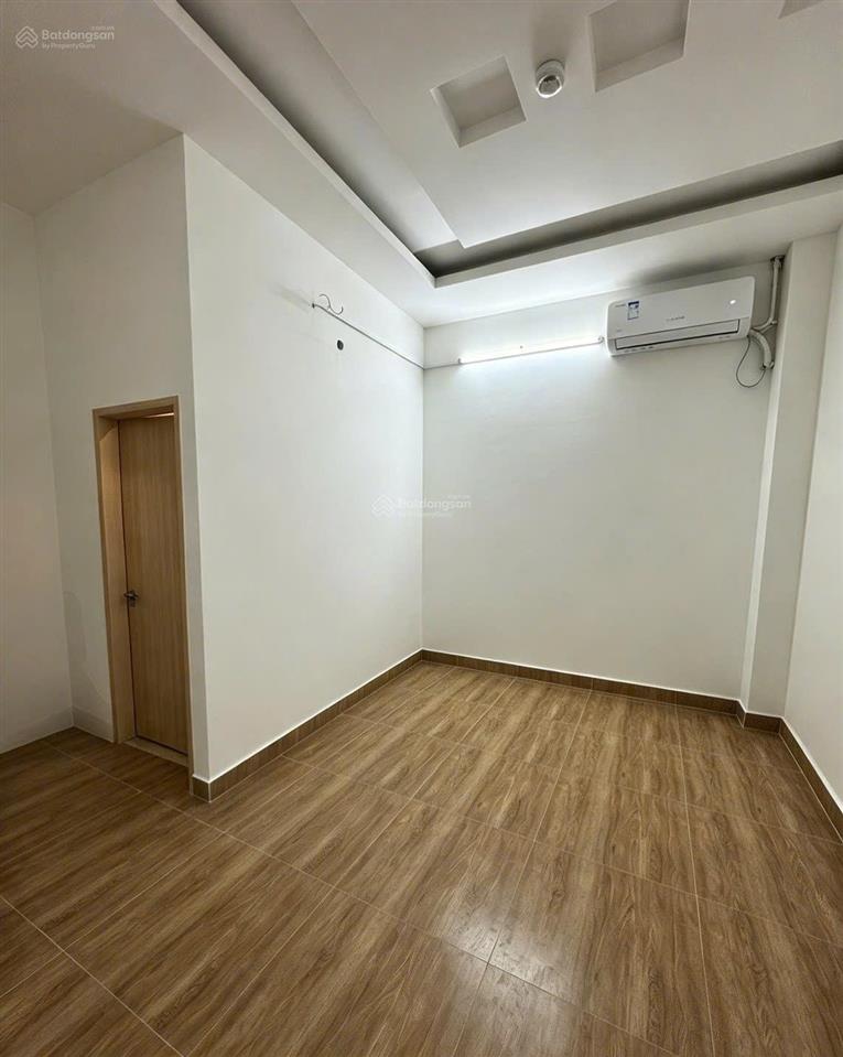 Chính chủ cho thuê phòng mới xây ngay vòng xoay lê đại hành, quận 11