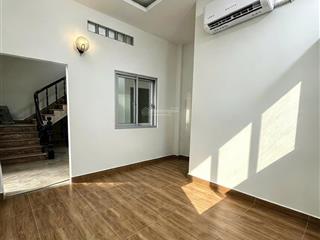 Chính chủ cho thuê phòng mới xây ngay vòng xoay lê đại hành, quận 11
