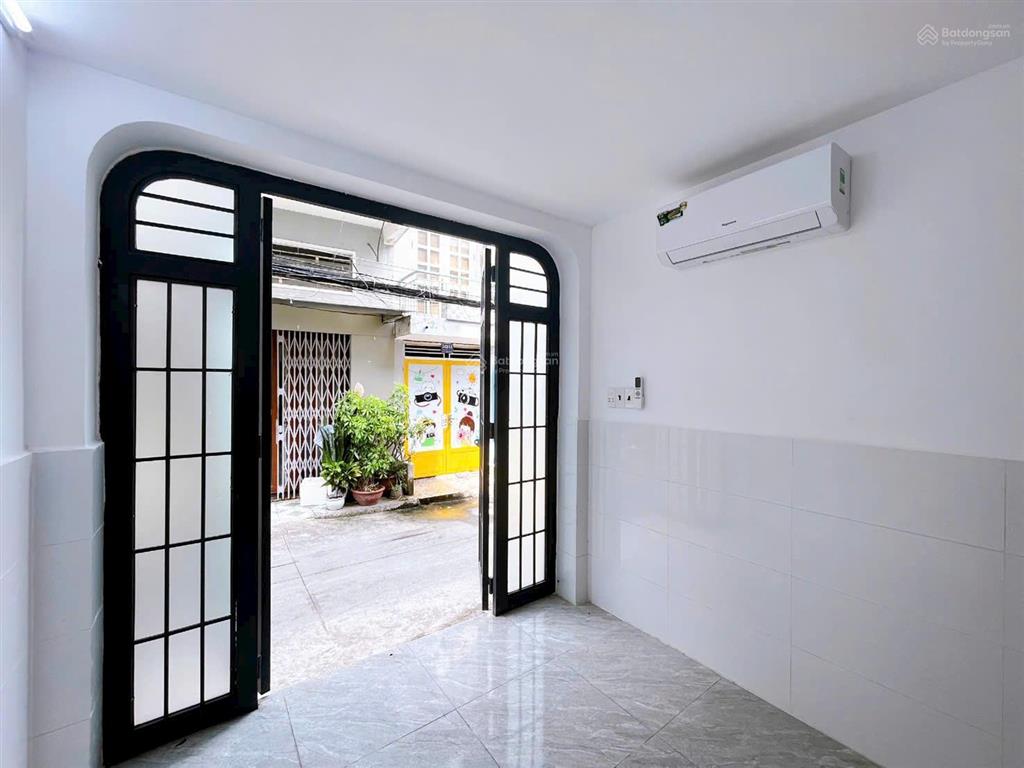 Cho thuê phòng mặt tiền hẻm lê đức thọ, vừa ở vừa kinh doanh