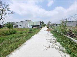 Đất thổ cư, hậu dài cập hông kcn phước đông. 185m2 giá 590tr