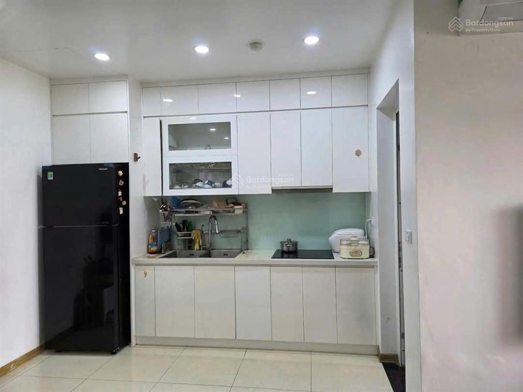 Gia đình chính chủ bán gấp căn 67m2, 2pn bc đông nam giá 5.3x tỷ cc anland premium, hà đông. sđcc