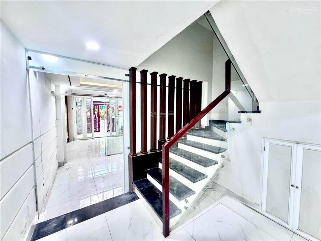 Hàng hiếm !!! kdc an sương mà chỉ 7.8tỷ  4 tầng  4x20  5pn. nhanh mới kịp nha anh chị ơi !!!