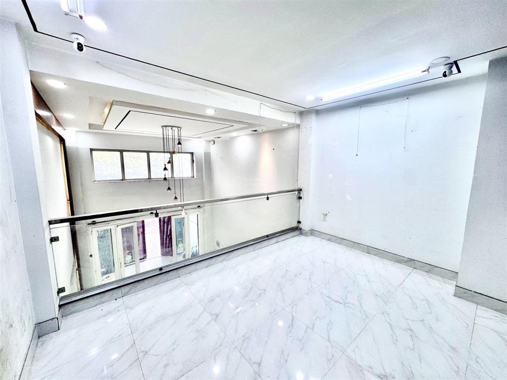 Hàng hiếm !!! kdc an sương mà chỉ 7.8tỷ  4 tầng  4x20  5pn. nhanh mới kịp nha anh chị ơi !!!