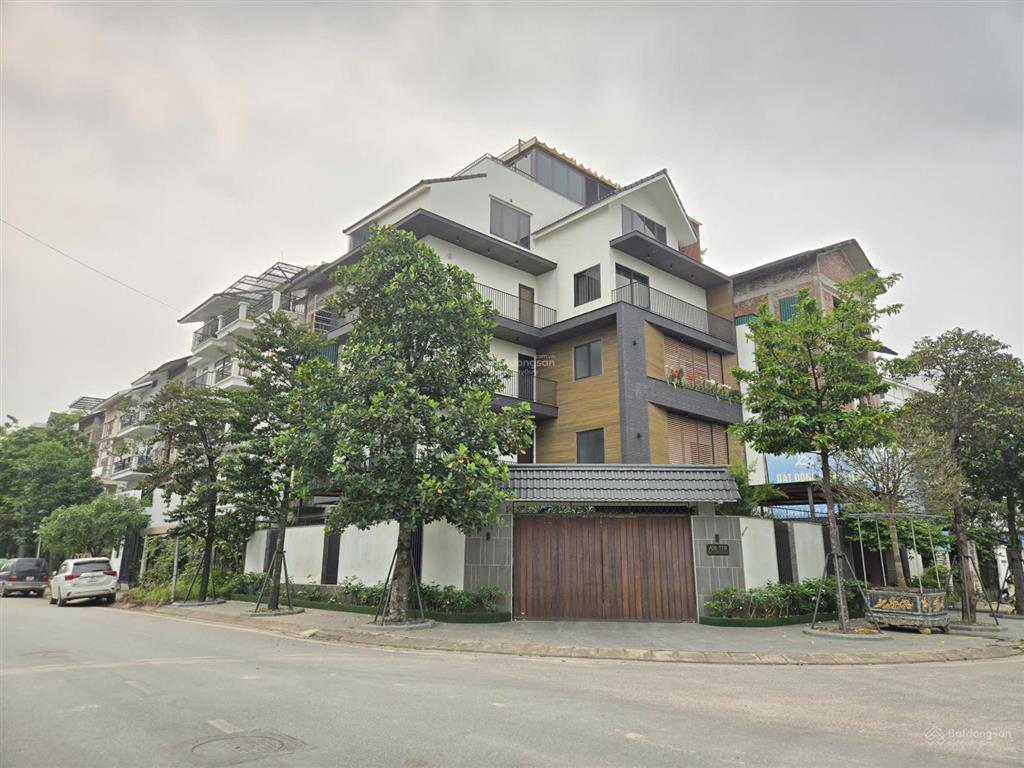 Chính chủ cần bán gấp căn biệt thự 180m2 khu đô thị tasco xuân phương  foresa giá 35 tỷ.