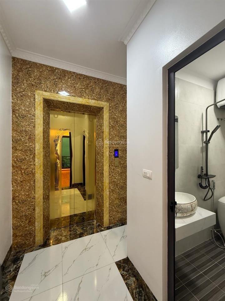 Siêu phẩm vip đống đa  6 tầng thang máy full nội thất cao cấp mặt tiền 4m