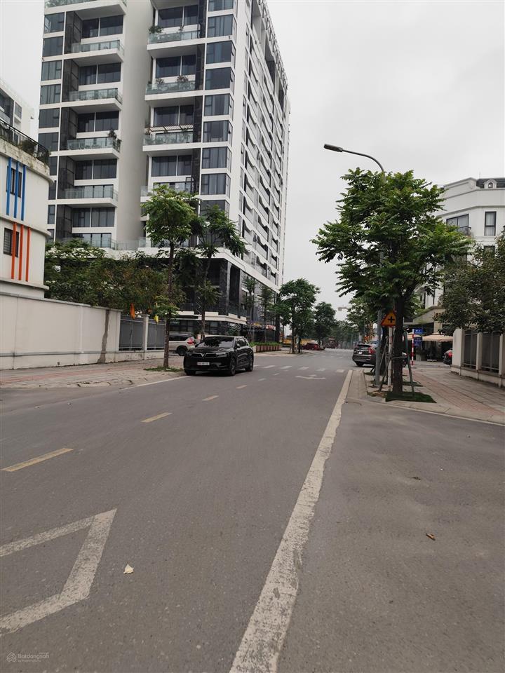 Bán nhà diamond point c14 phúc đồng 110m², 6 tầng lô góc giá 46 tỷ có tl.
