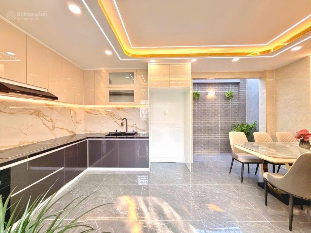 Full nội thất nhà mới 5 tầng đường tl15, phường thạnh lộc q 12  55m² ở ngay cực tiện