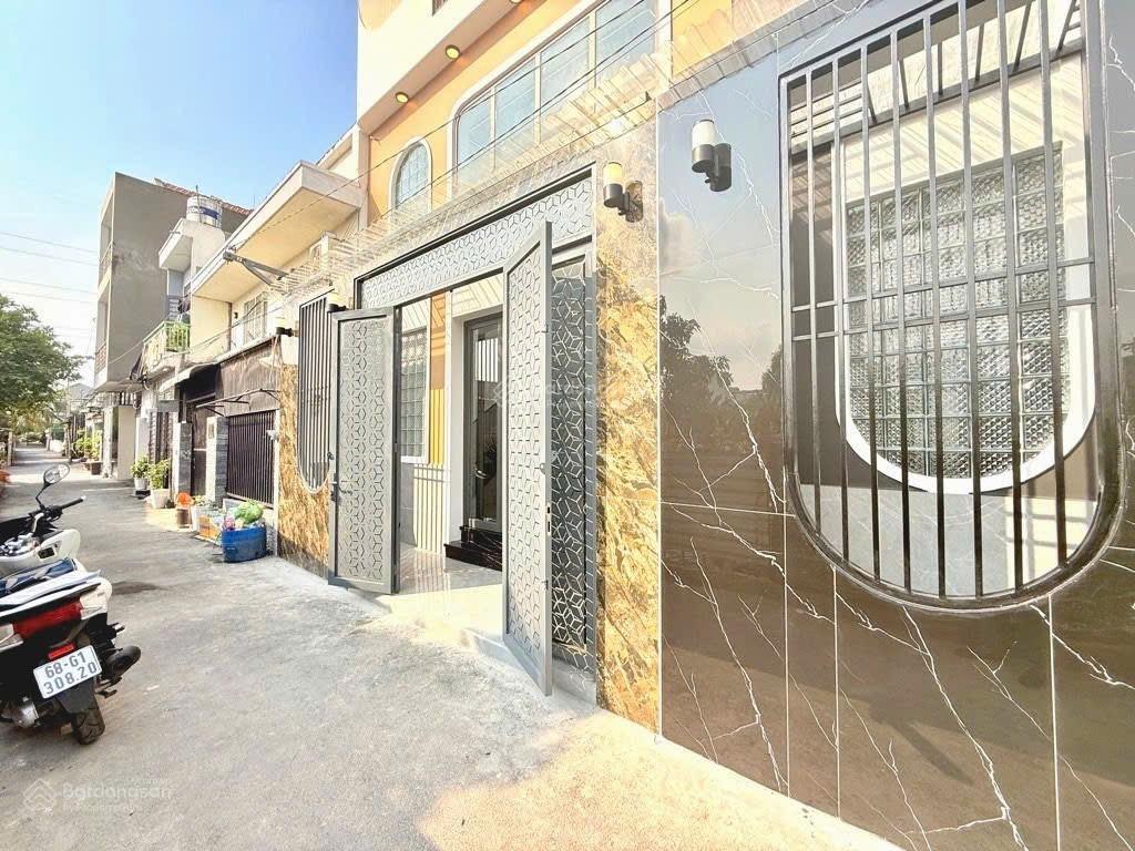 Full nội thất nhà mới 5 tầng đường tl15, phường thạnh lộc q 12  55m² ở ngay cực tiện