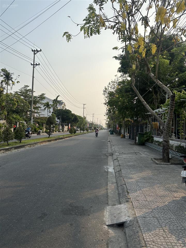 Hiếm hội an, mặt tiền kinh doanh đông đúc, 141m2, ngay bờ hồ thành phố chỉ 8.59 tỷ lê hồng phong