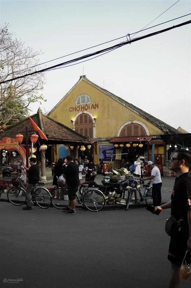 Hiếm hội an, mặt tiền kinh doanh đông đúc, 141m2, ngay bờ hồ thành phố chỉ 8.59 tỷ lê hồng phong