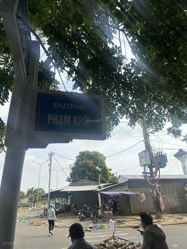 Hiếm dt khủng 664m2, mặt bằng kinh doanh ngay chợ thị trấn vĩnh điện, đang cho thuê, giá chỉ 14 tỷ.