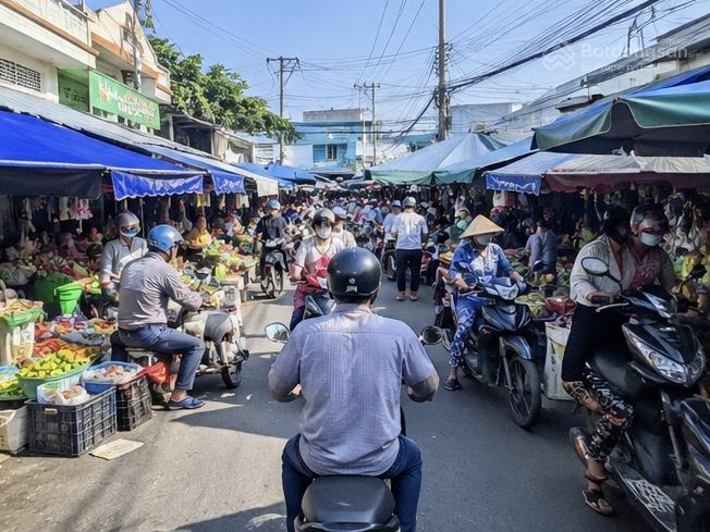 Mặt tiền chợ cẩm lệ, 79m2, có dòng tiền, khu vực kinh doanh đông đúc nhất chỉ 9.01 tỷ đặng văn ngữ.