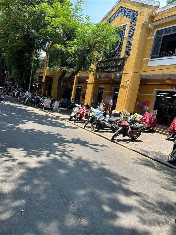 145m2 mặt tiền cửa đại, gần biển, đang cho tây thuê, giá chỉ 10 tỷ hội an