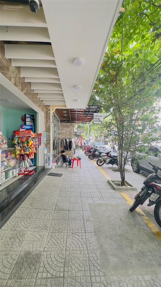 2 mặt tiền gần bến xe liên chiểu, 205m², dòng tiền khủng, giá chỉ 17,9 tỷ tôn đức thắng