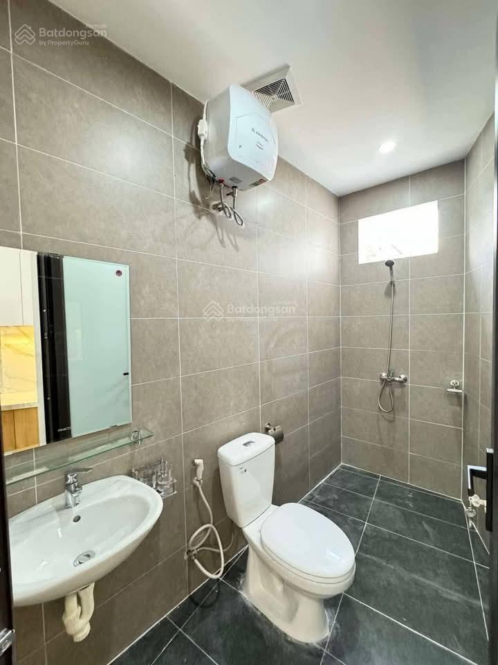 Chính chủ cho thuê căn hộ tại ngõ 178 phương liệt