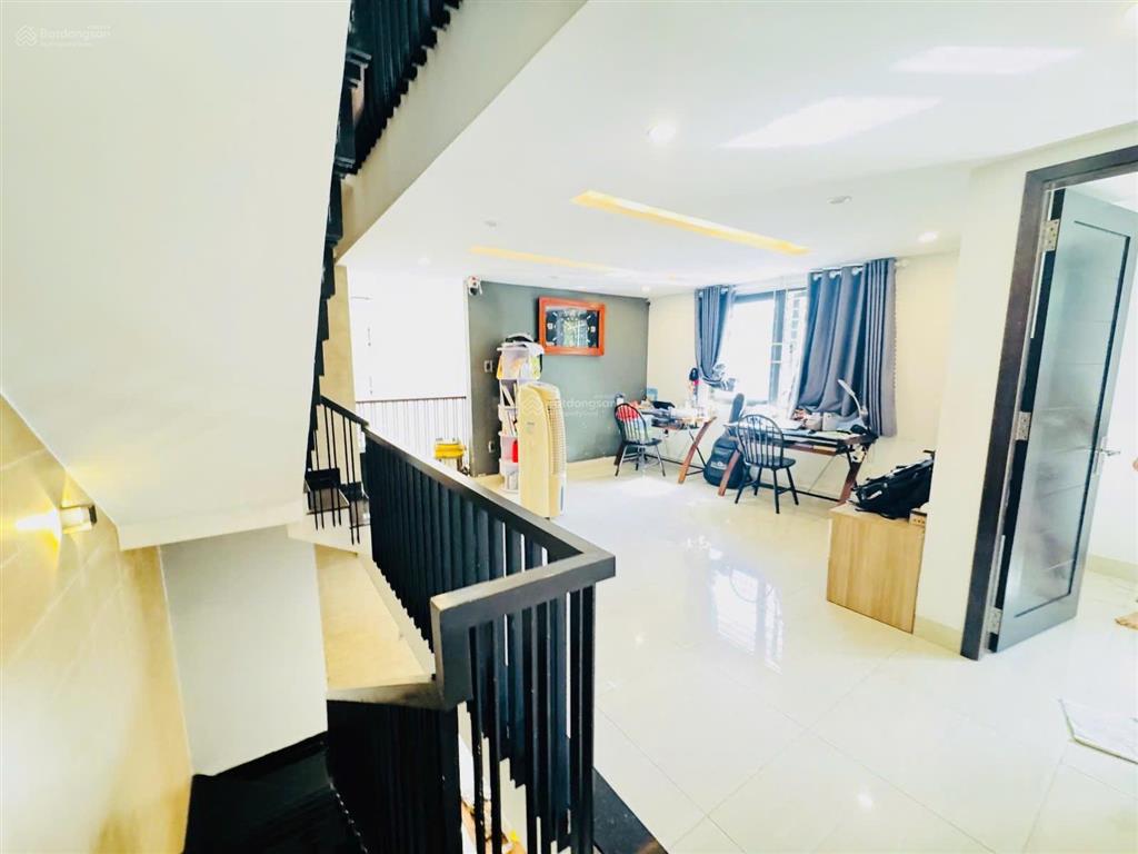 Lô góc villa mini 4 tầng  2 mặt tiền đường biển sơn trà  chỉ 12,x tỷ chưa qua đầu tư
