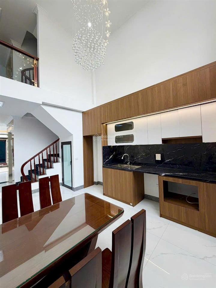 Bán nhà riêng đẹp tại đông mỹ, 5,65 tỷ, 45m2, 5pn, 4 tầng, nhiều tiện ích