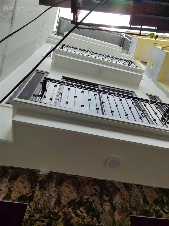 Bán nhà riêng đẹp tại đông mỹ, 5,65 tỷ, 45m2, 5pn, 4 tầng, nhiều tiện ích