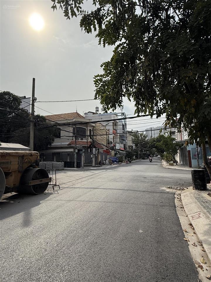 Cần bán nhà mặt tiền kinh doanh phường tân kiểng giá tốt nhất khu vực