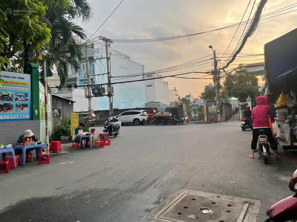 Bán nhà đường thống nhất p.10 4,2x19m, giá 9 tỷ.tiện kinh doanh