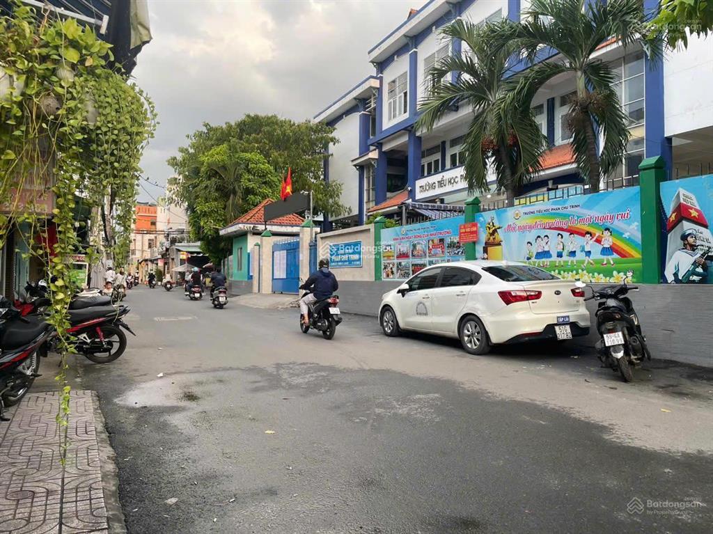 Bán nhà đường thống nhất p.10 4,2x19m, giá 9 tỷ.tiện kinh doanh