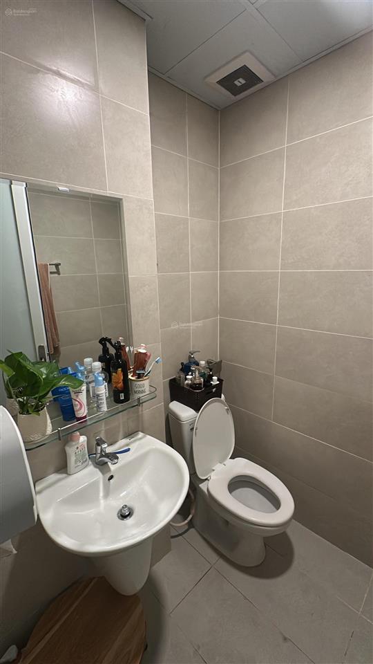 Bán căn hộ 55m2 giá chỉ 2,250 tỷ tặng full nội thất, saigon intela (2pn 2wc)
