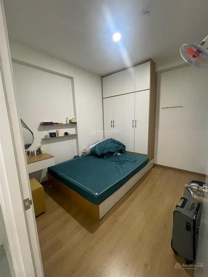 Bán căn hộ 55m2 giá chỉ 2,250 tỷ tặng full nội thất, saigon intela (2pn 2wc)