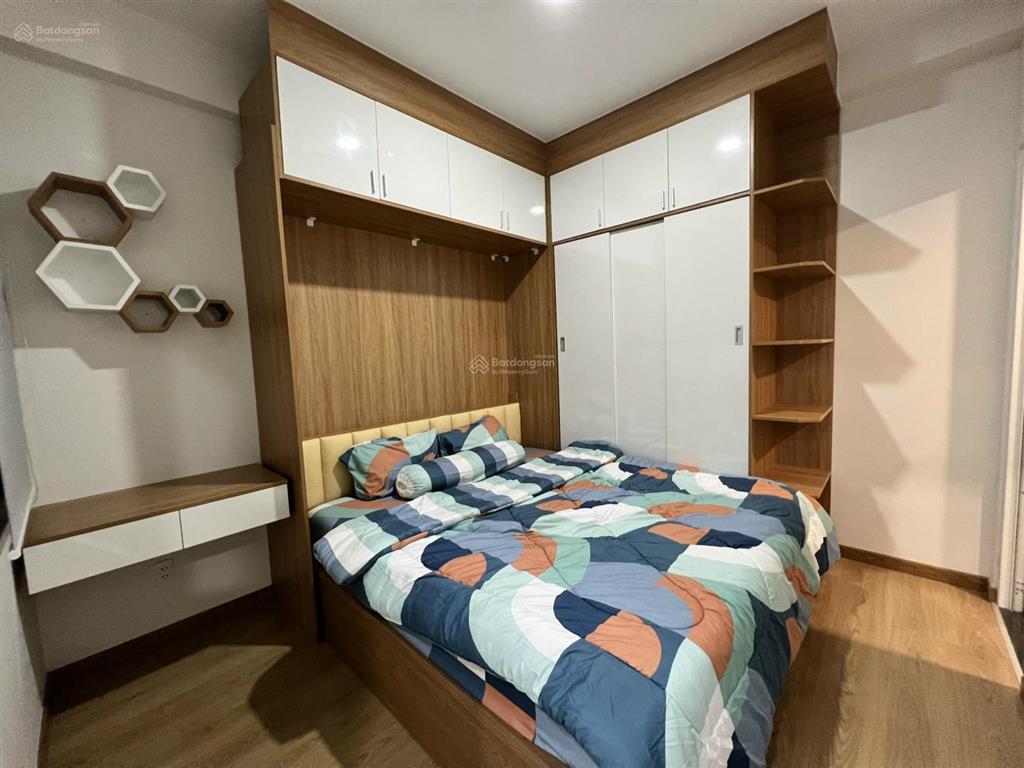 Căn hộ có nội thất giá bán 2,06 tỷ. mua trực tiếp saigon intela, nhận nhà ở ngay 2pn 2wc nhà mới