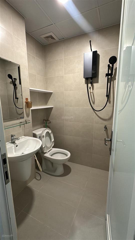 Căn hộ có nội thất giá bán 2,06 tỷ. mua trực tiếp saigon intela, nhận nhà ở ngay 2pn 2wc nhà mới