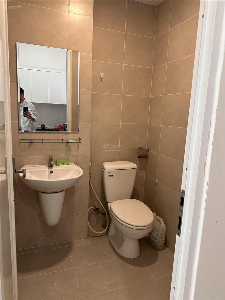 Chính chủ bán căn hộ saigon intela nhà mới 100% 2pn 2wc, mới nhận nhà từ cđt chưa qua sử dụng