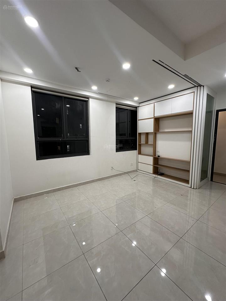 Chính chủ bán nhanh căn hộ saigon intela giá 2,080 tỷ căn 2pn 2wc còn thương lượng