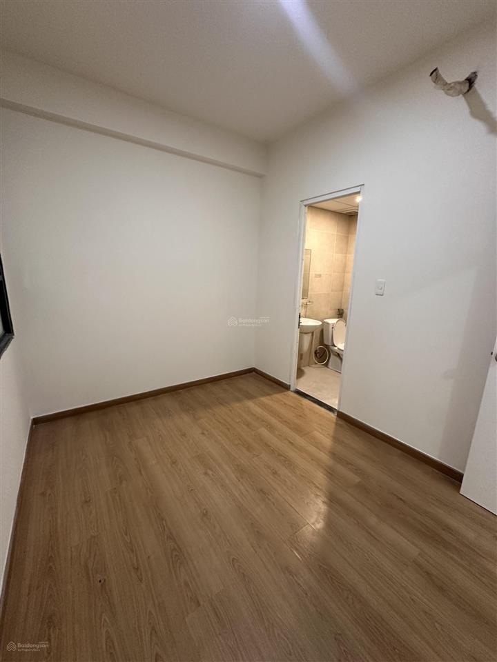 Chính chủ bán nhanh căn hộ saigon intela giá 2,080 tỷ căn 2pn 2wc còn thương lượng