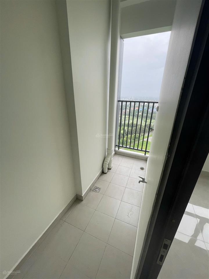 Chính chủ bán căn hộ saigon intela 55m2, 2pn 2wc giá 2,2tỷ còn thương lượng