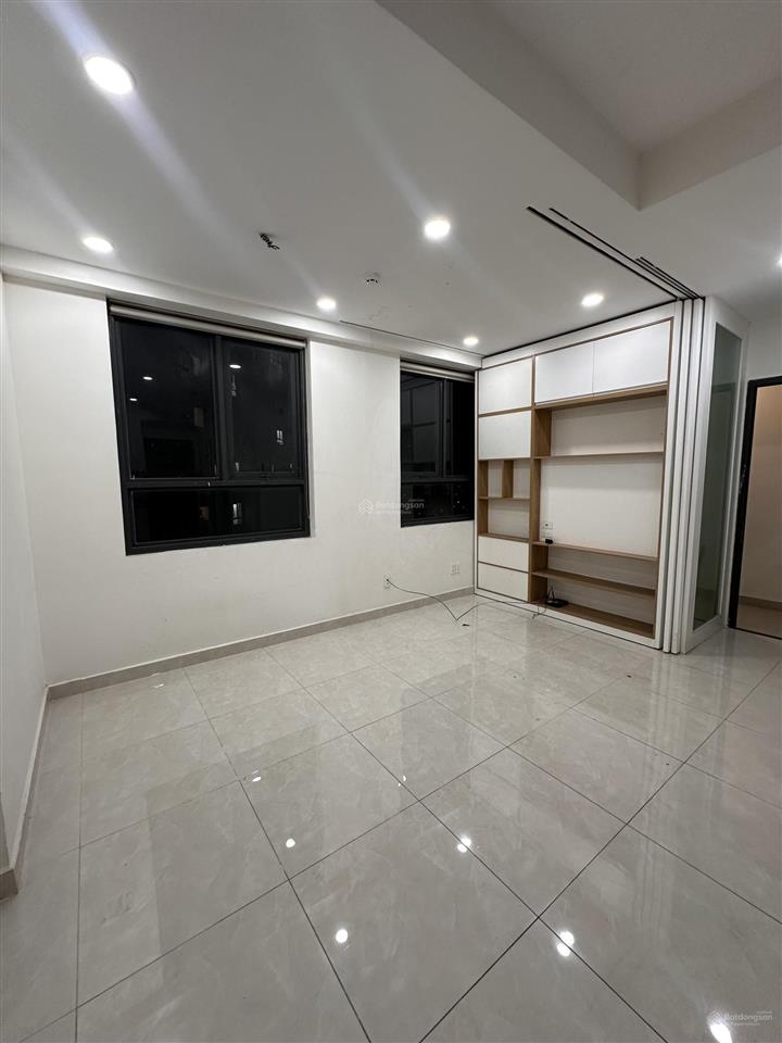 Chính chủ gửi bán căn hộ view pháo hoa tầng trung saigon intela, căn hộ thông minh sài gòn intela