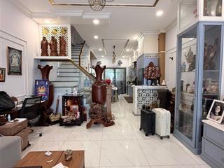 Nhà đẹp 3 tầng nở hậu ngang 4.7m lê đức thọ 77m² 7tỷ2