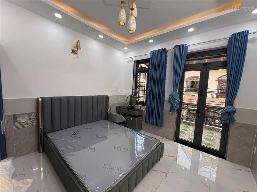Nhà hẻm xe tải vuông vứt 50m2 phan huy ích 2 tầng full nội thất 5tỷ79