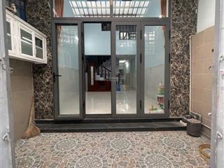Bán nhà phố hiệp bình chánh thủ đức  ngang 4m dài 16m  sổ hồng riêng hoàn công