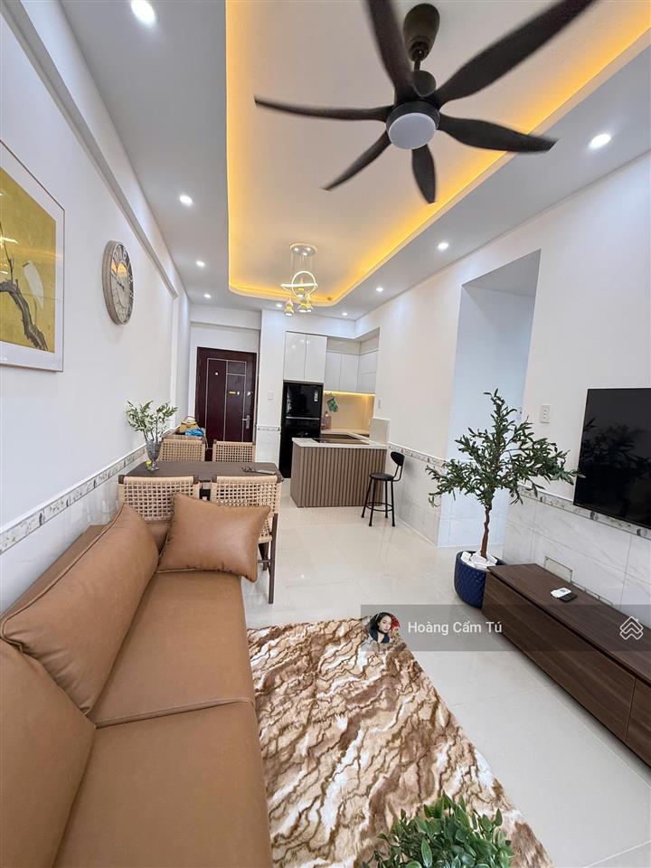 Hot, cần bán chung cư âu cơ tower, 3,55 tỷ, 75m2, 2pn, 2wc nhà đẹp, sổ hồng  0706 261 *** em tú