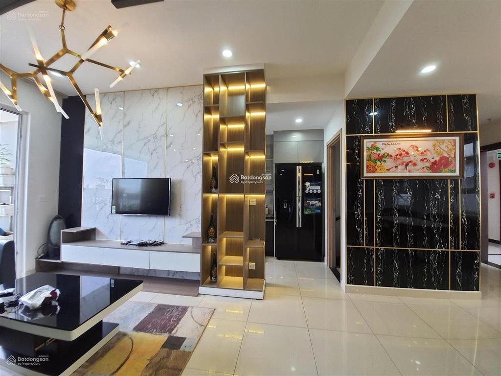 Cho thuê căn hộ oriental plaza 685 âu cơ, dt 105m2 3pn, 2wc giá tốt 12tr  0706 261 *** tú