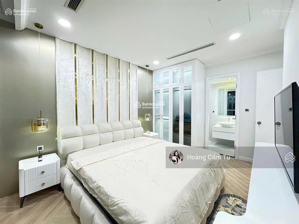 Cho thuê chcc tại the flemington,lê đại hành, gía 33 triệu, 220m2, 4pn 3wc, nhà đẹp  0706 261 ***