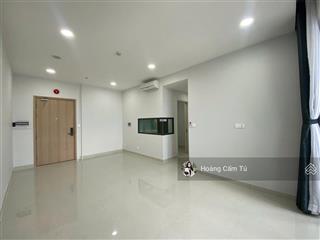 Chính chủ cần bán gấp chung cư dhomme,q6, giá 4tỷ9  2pn 2wc. nhà mới viewthoáng.  0706 261 ***
