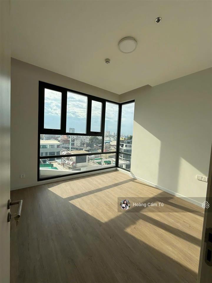 Chính chủ cần bán gấp chung cư dhomme,q6, giá 4tỷ9  2pn 2wc. nhà mới viewthoáng.  0706 261 ***