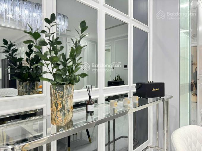 Giá tốt cho thuê tại him lam chợ lớn. giá 11 triệu, 2pn, 2wc.  0706 261 *** em tú xem nhà ngay
