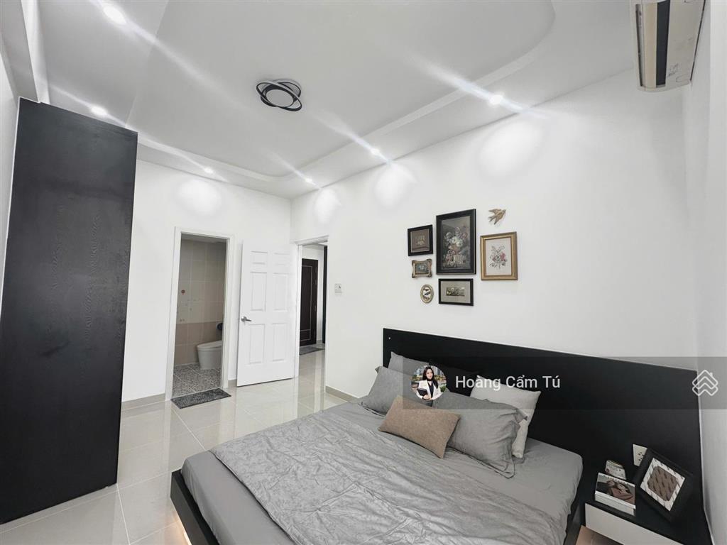 Hot, cần bán chung cư âu cơ tower, 3,55 tỷ, 75m2, 2pn, 2wc nhà đẹp, sổ hồng  0706 261 *** em tú