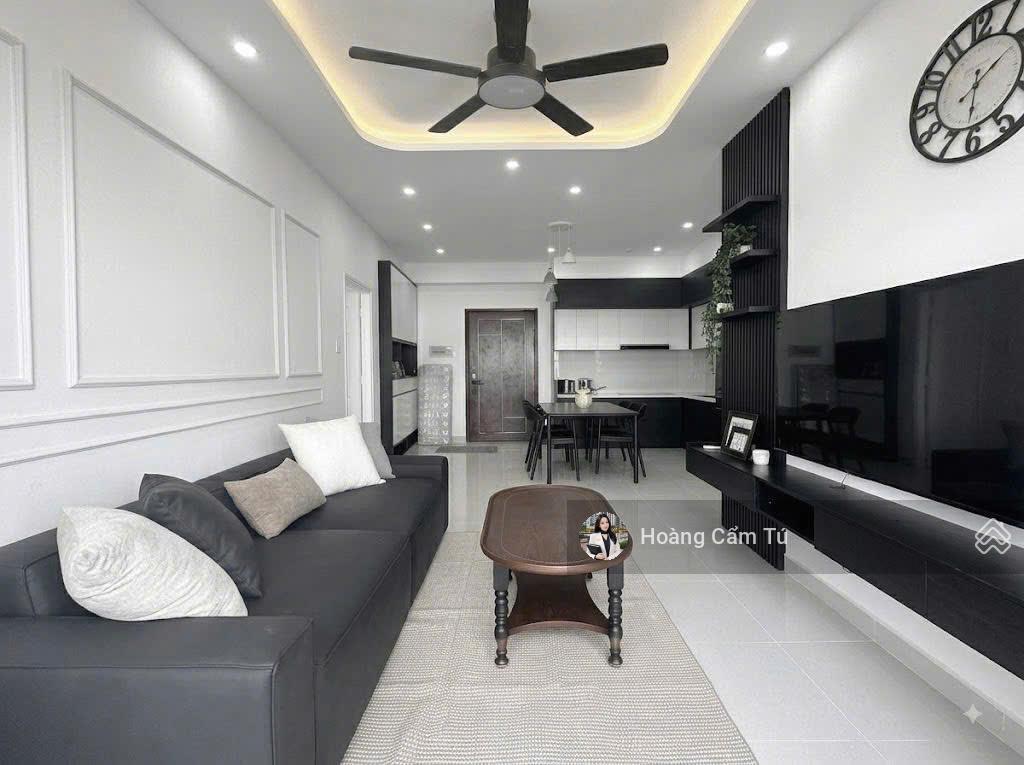 Hot, cần bán chung cư âu cơ tower, 3,55 tỷ, 75m2, 2pn, 2wc nhà đẹp, sổ hồng  0706 261 *** em tú