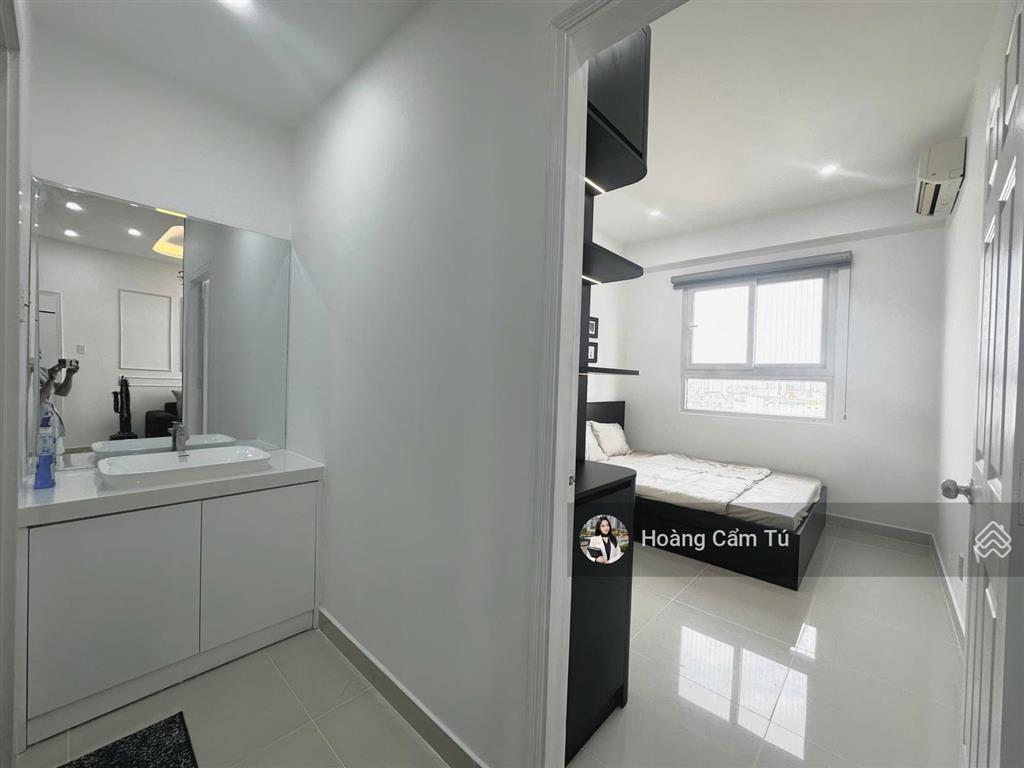 Hot, cần bán chung cư âu cơ tower, 3,55 tỷ, 75m2, 2pn, 2wc nhà đẹp, sổ hồng  0706 261 *** em tú