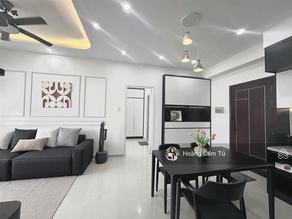 Hot, cần bán chung cư âu cơ tower, 3,55 tỷ, 75m2, 2pn, 2wc nhà đẹp, sổ hồng  0706 261 *** em tú