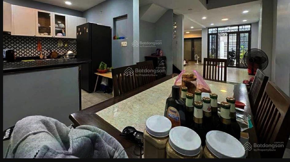 (cực nóng) bán nhà mt kinh doanh sầm uất đường nguyễn đình chiểu, p. 4, q. phú nhuận