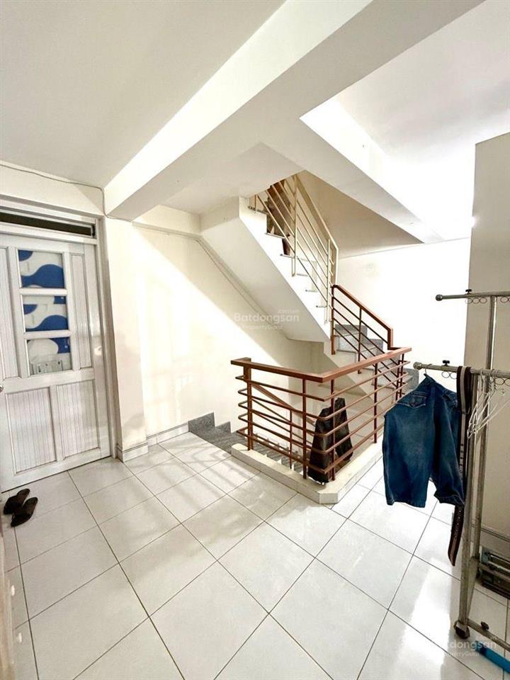 Bán nhà hiệp bình  chủ cần bán gấp 115.5m2 công nhận đủ nở hậu 8.2m giá chỉ 6.7 tỷ