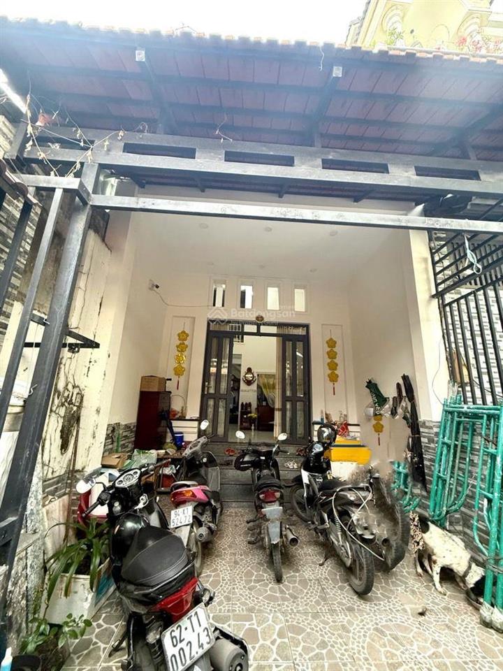 Bán nhà hiệp bình  chủ cần bán gấp 115.5m2 công nhận đủ nở hậu 8.2m giá chỉ 6.7 tỷ